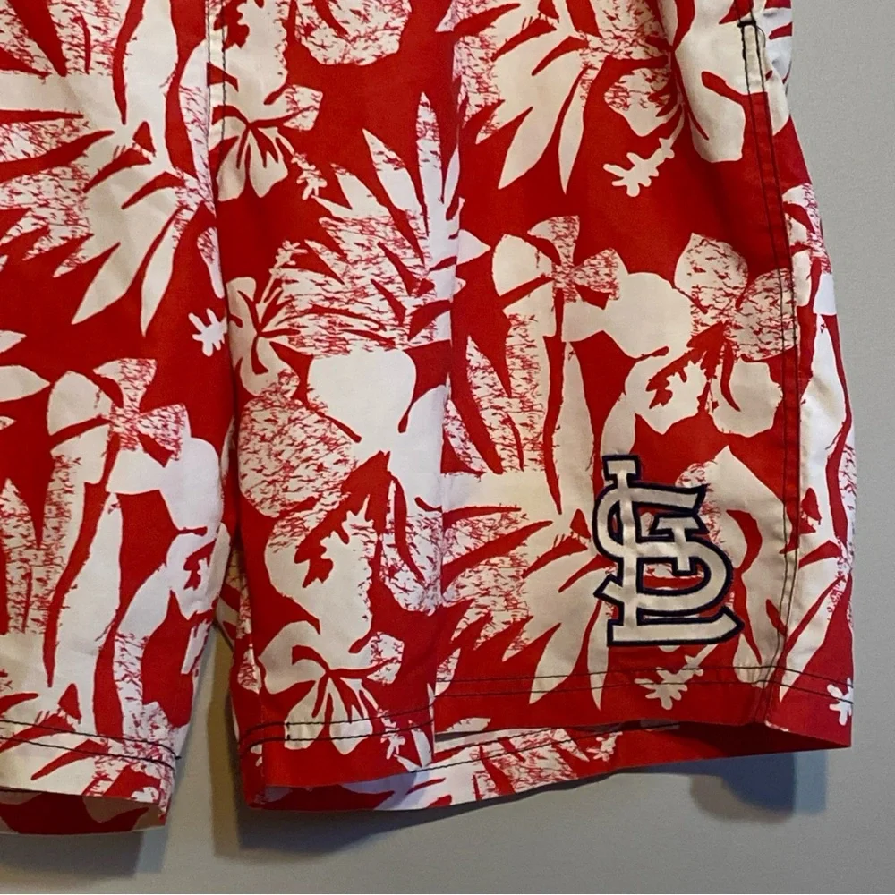 MLB St Louis Cardinals Hawaiian Board‎ Shorts Men’s XL Swim Trucks Red Floral